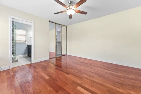 $319,500 | 38 Essex Court, Unit A, Royal Palm Beach, FL 33411