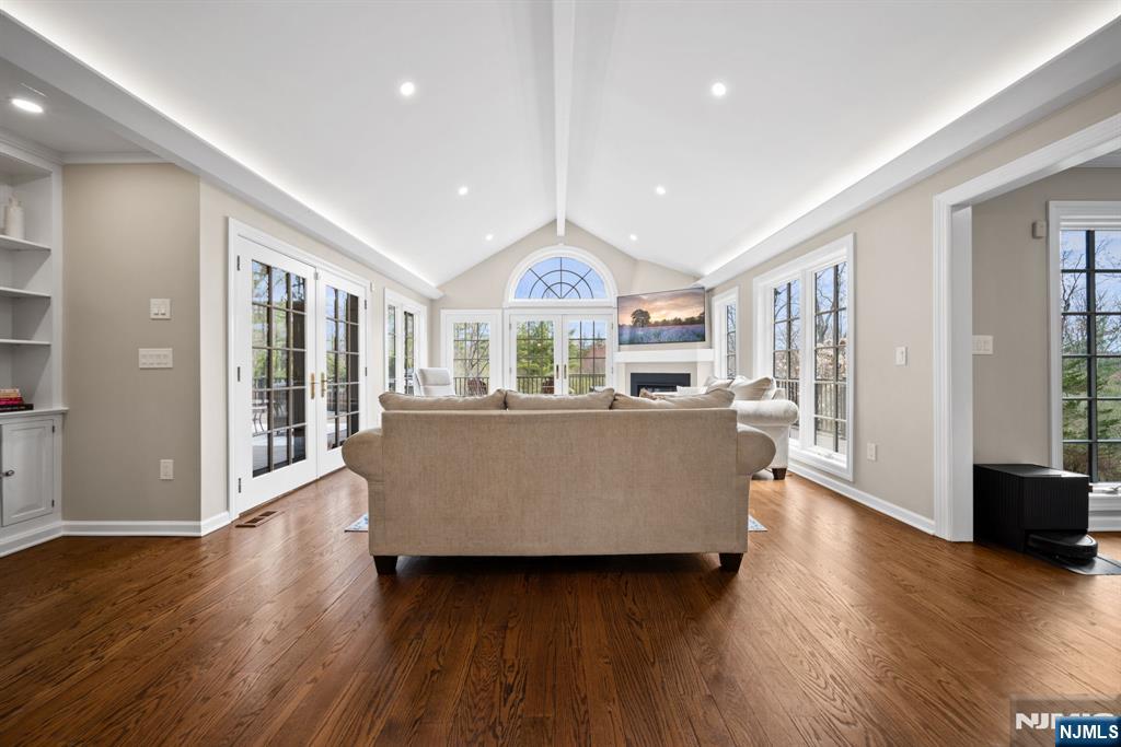 6 Jonathan Smith Road Morris Township, NJ 07960 - Photo 13 of 40