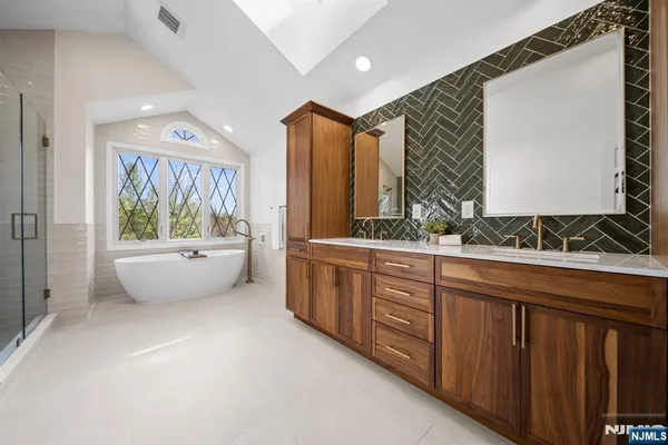 $1,629,000 | 6 Jonathan Smith Road, Morris Township, NJ 07960