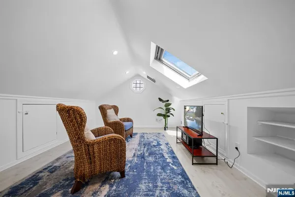 $1,629,000 | 6 Jonathan Smith Road, Morris Township, NJ 07960
