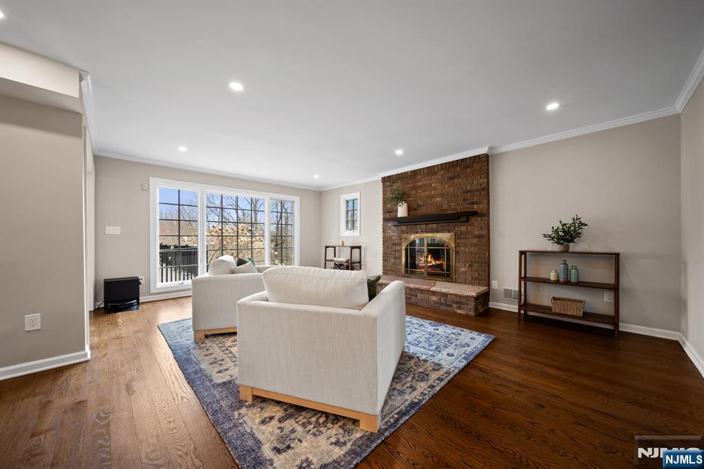 6 Jonathan Smith Road Morris Township, NJ 07960 - Photo 7 of 40