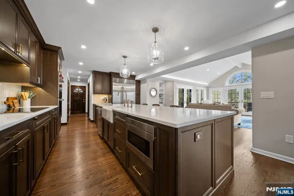 $1,629,000 | 6 Jonathan Smith Road, Morris Township, NJ 07960