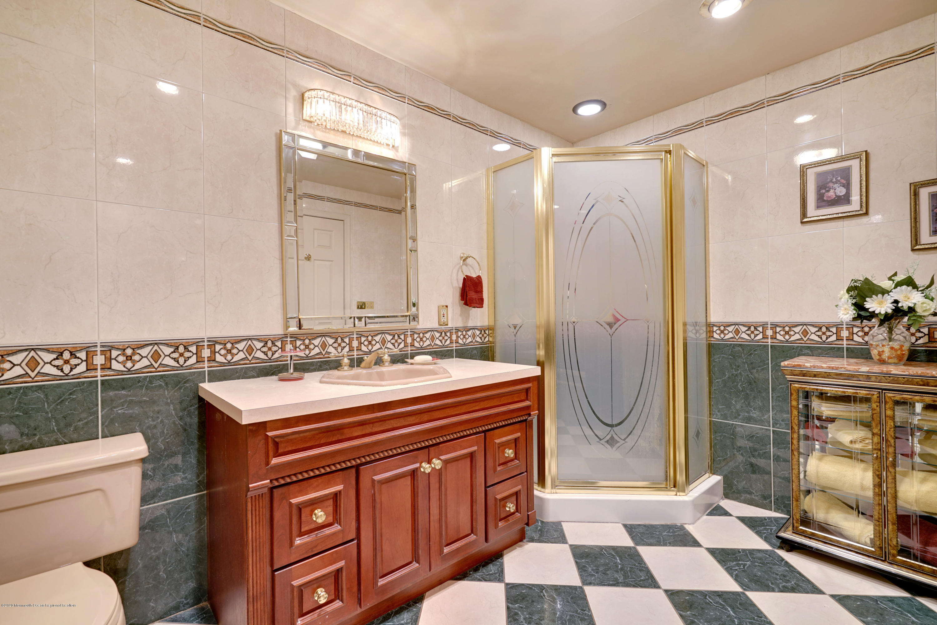 249 Monmouth Road Freehold, NJ 07728 - Photo 19 of 35 Fall Bath