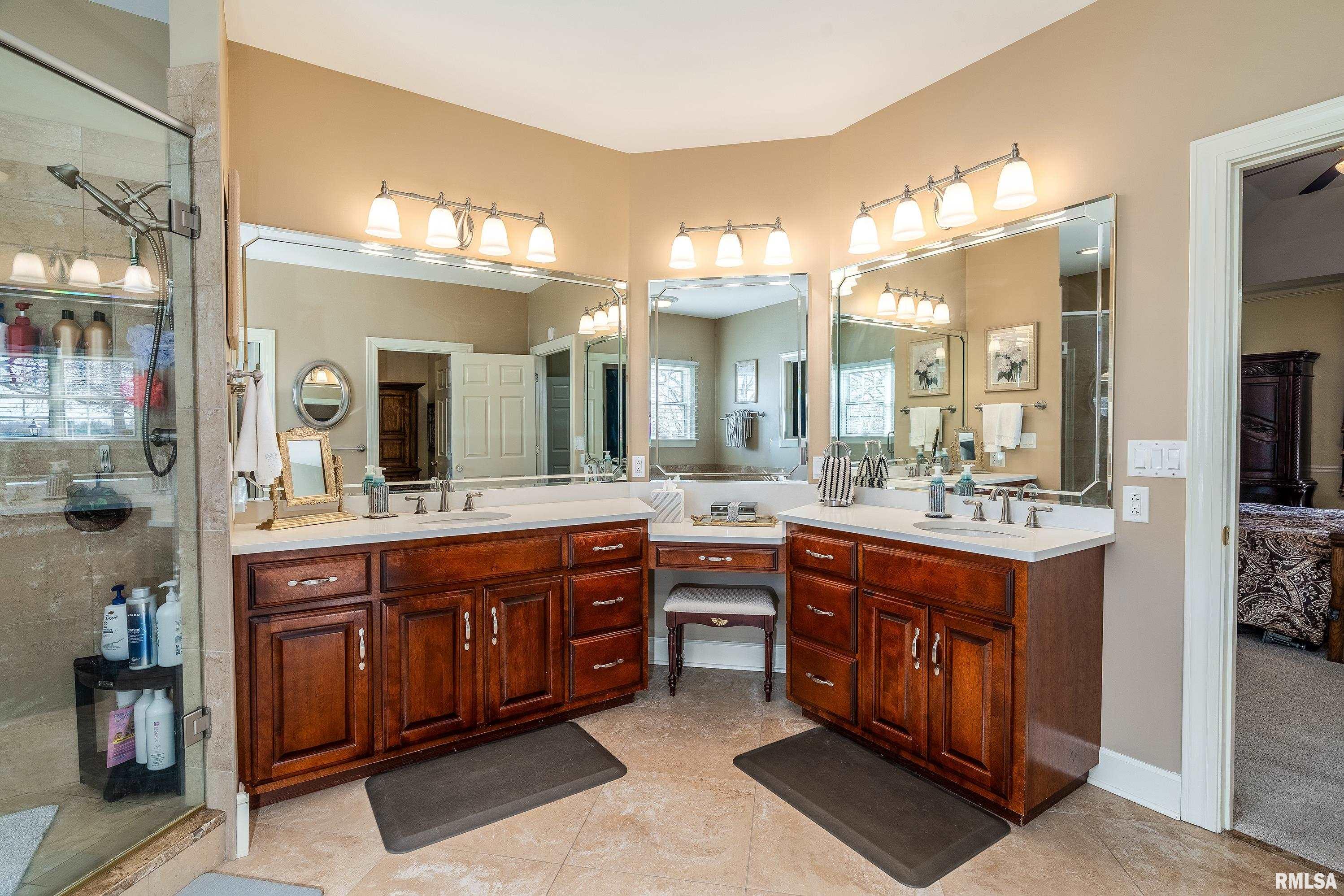 2101 Windsor Drive Marion, IL 62959 - Photo 33 of 71