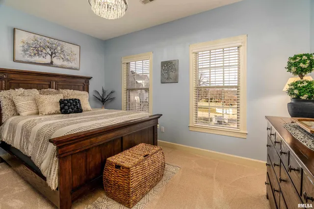 $699,000 | 2101 Windsor Drive, Marion, IL 62959