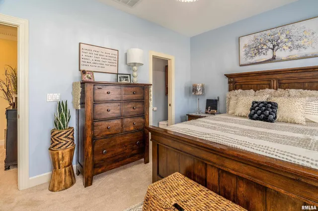 $699,000 | 2101 Windsor Drive, Marion, IL 62959