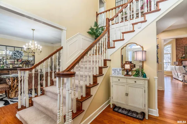 $689,000 | 2101 Windsor Drive, Marion, IL 62959