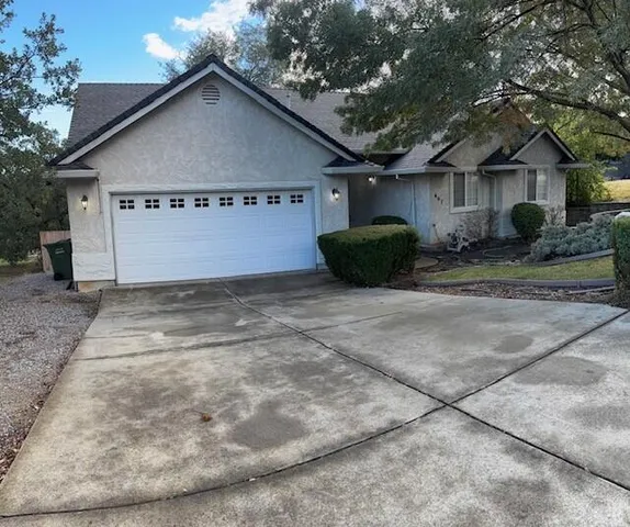 $440,000 | 667 Reddington Drive, Redding, CA 96003