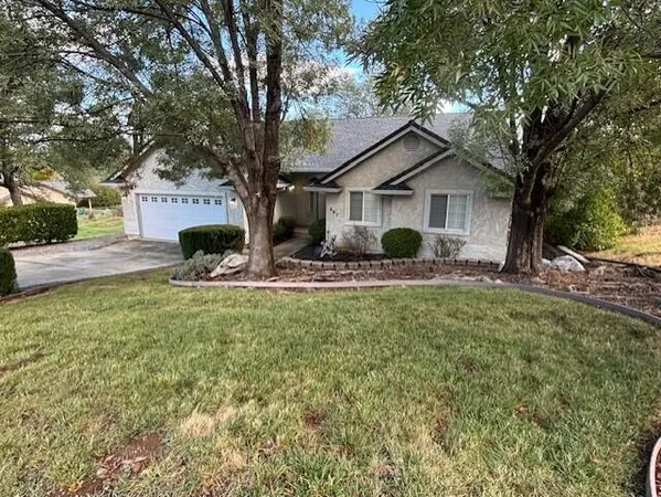 $425,000 | 667 Reddington Drive, Redding, CA 96003