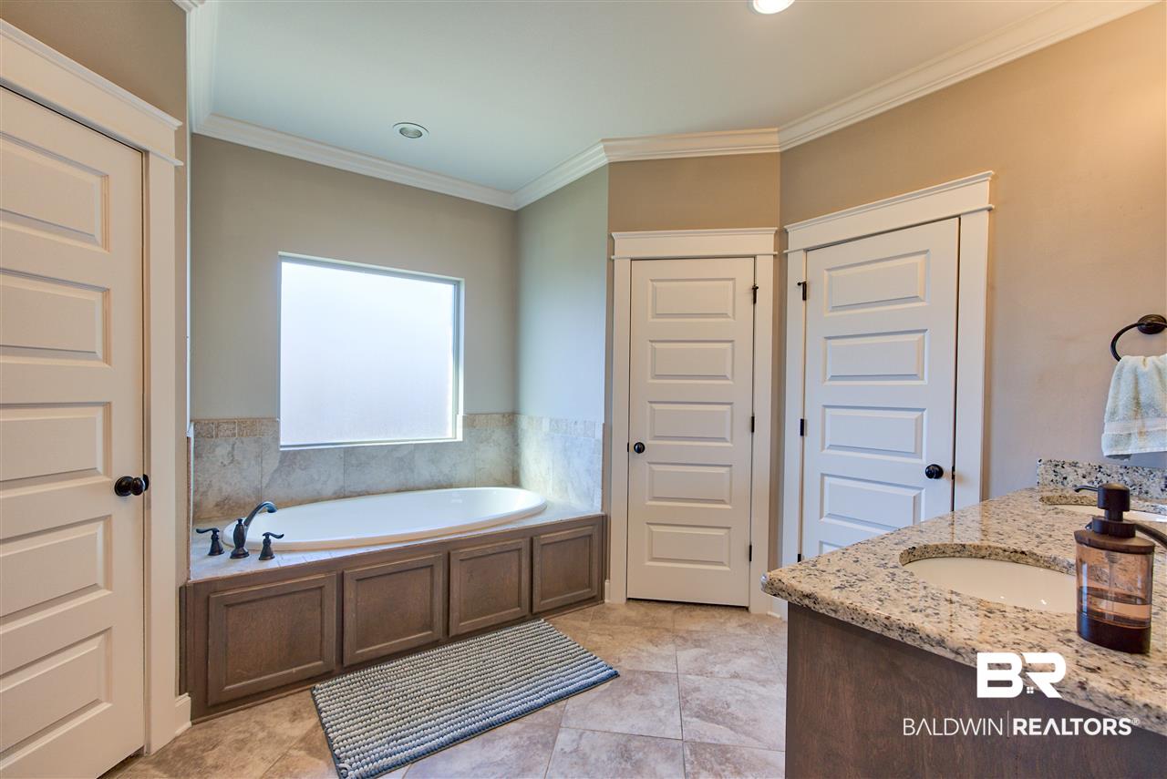 115 Garrison Boulevard Fairhope, AL 36532 - Photo 15 of 33 Master Bathroom
