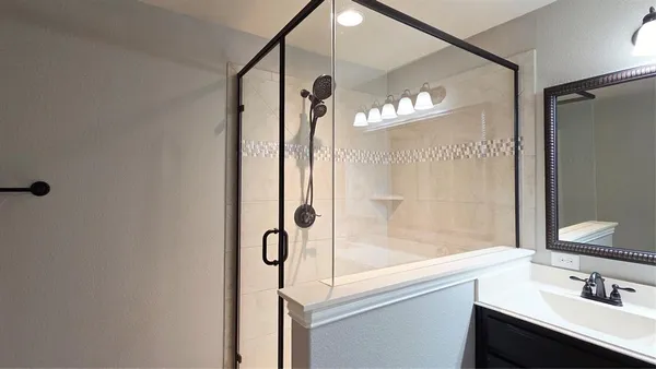 $2,650 | 309 Tottenham Court, McKinney, TX 75072