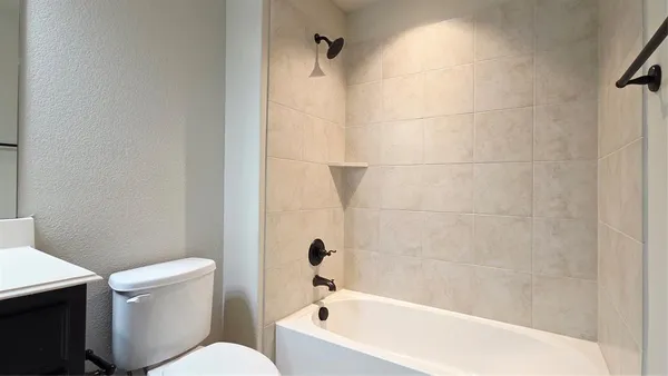 $2,650 | 309 Tottenham Court, McKinney, TX 75072