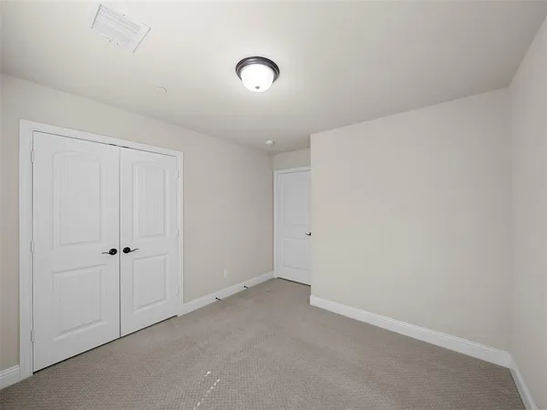 $2,650 | 309 Tottenham Court, McKinney, TX 75072