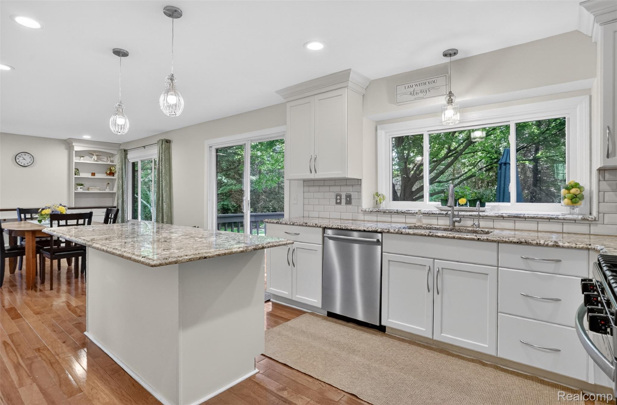 6182 Ledwin Drive Troy, MI 48098 - Photo 11 of 32 11.jpg