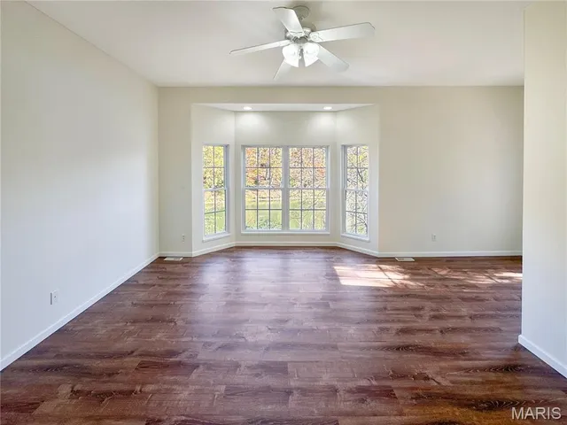 $530,000 | 169 South Kings Road, Lake Sherwood, MO 63357