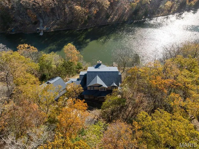 $530,000 | 169 South Kings Road, Lake Sherwood, MO 63357