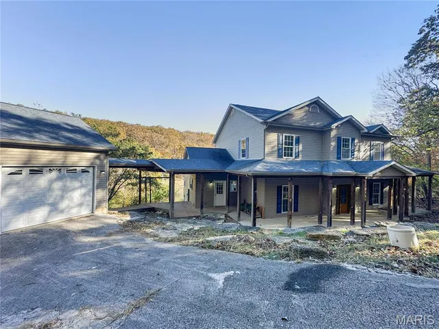 $530,000 | 169 South Kings Road, Lake Sherwood, MO 63357