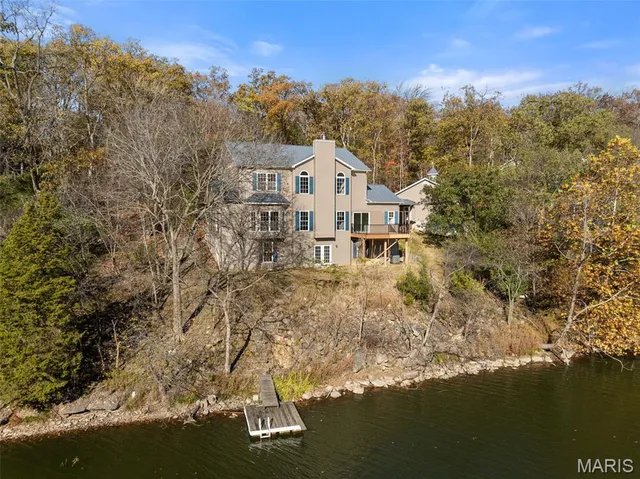 $530,000 | 169 South Kings Road, Lake Sherwood, MO 63357