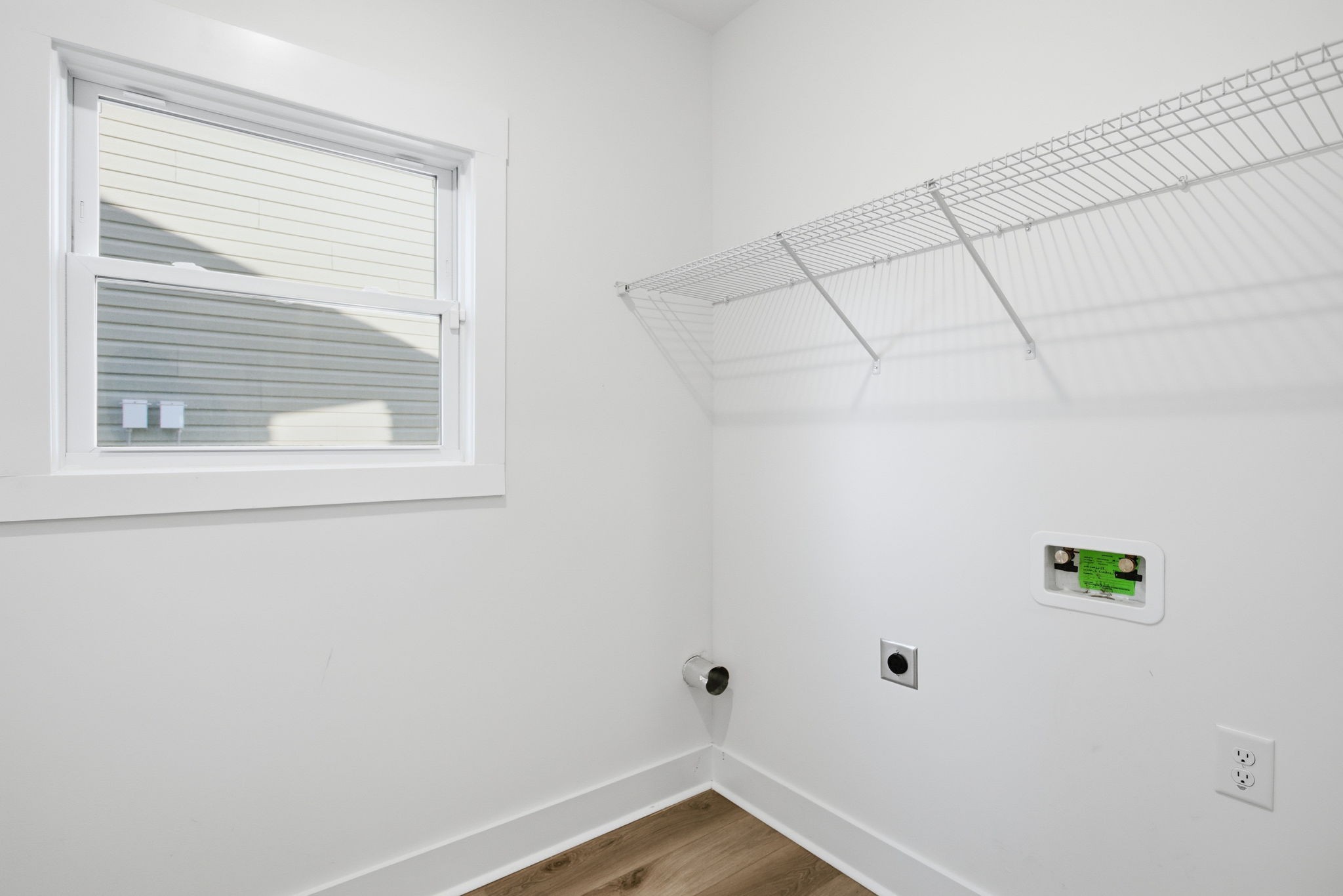 2511 Ashland City Road Clarksville, TN 37043 - Photo 28 of 31 a view of a small space with a window