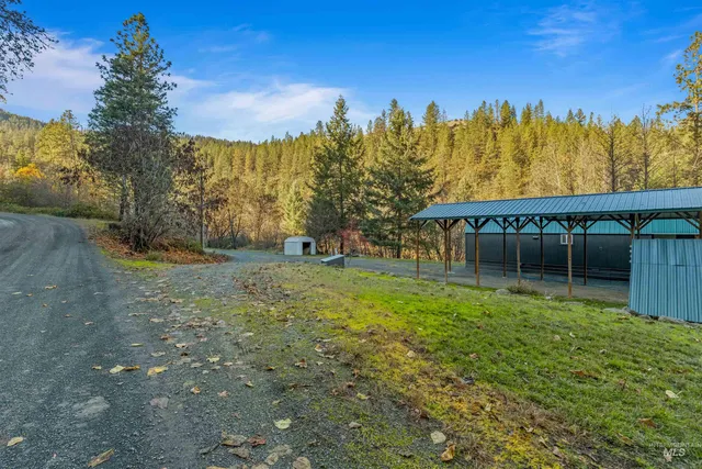 $285,000 | 22100 Old Melrose Grade Road, Peck, ID 83545