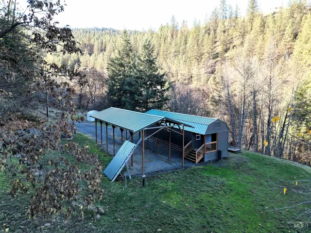 $285,000 | 22100 Old Melrose Grade Road, Peck, ID 83545