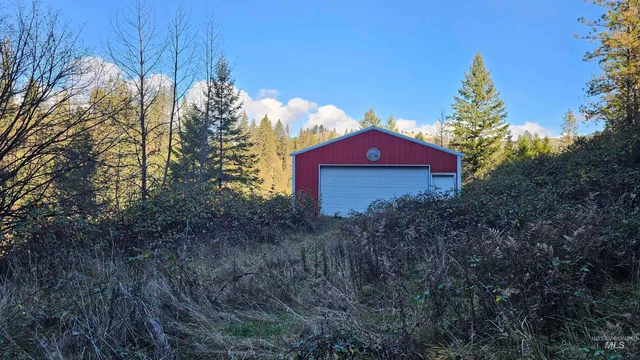 $285,000 | 22100 Old Melrose Grade Road, Peck, ID 83545