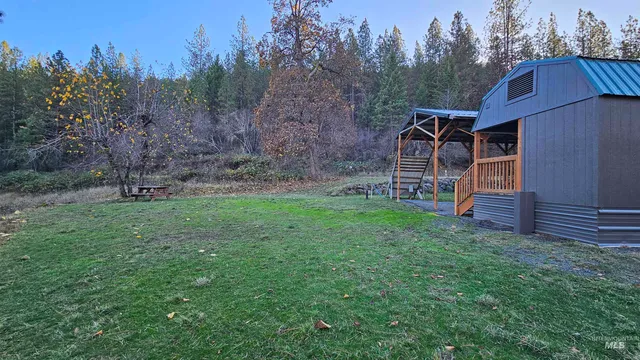 $285,000 | 22100 Old Melrose Grade Road, Peck, ID 83545