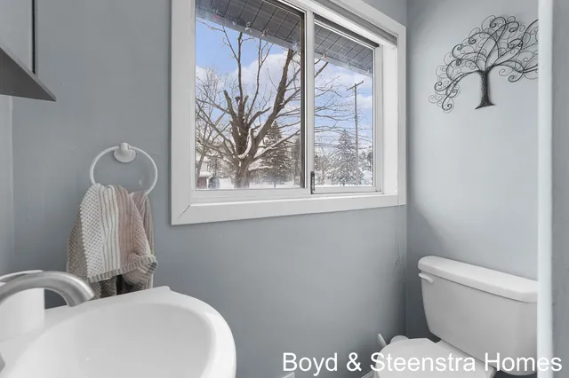 $335,000 | 2854 Northville Drive Northeast, Grand Rapids, MI 49525