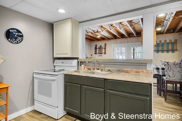 $335,000 | 2854 Northville Drive Northeast, Grand Rapids, MI 49525