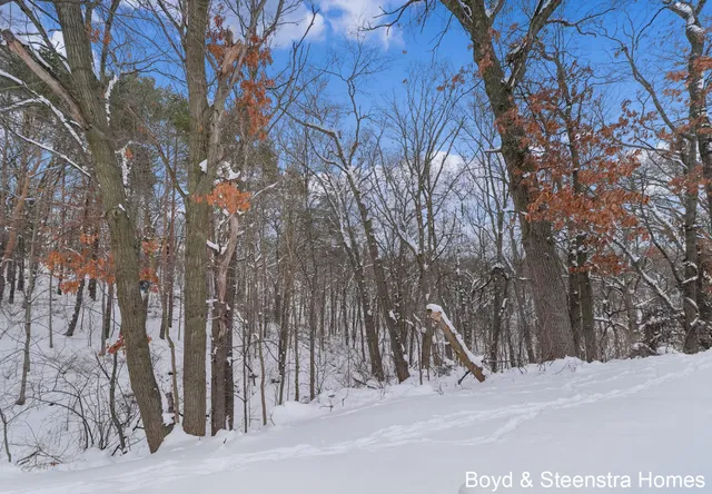 $335,000 | 2854 Northville Drive Northeast, Grand Rapids, MI 49525