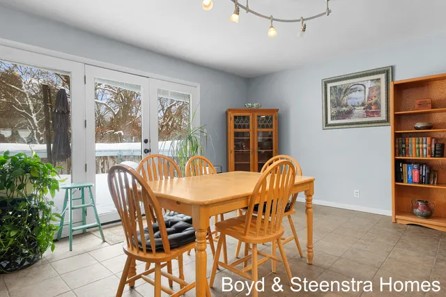 $335,000 | 2854 Northville Drive Northeast, Grand Rapids, MI 49525