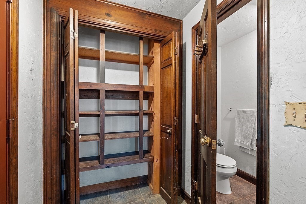 23 Brookfield Road North Brookfield, MA 01535 - Photo 21 of 38 Gallery Image 21