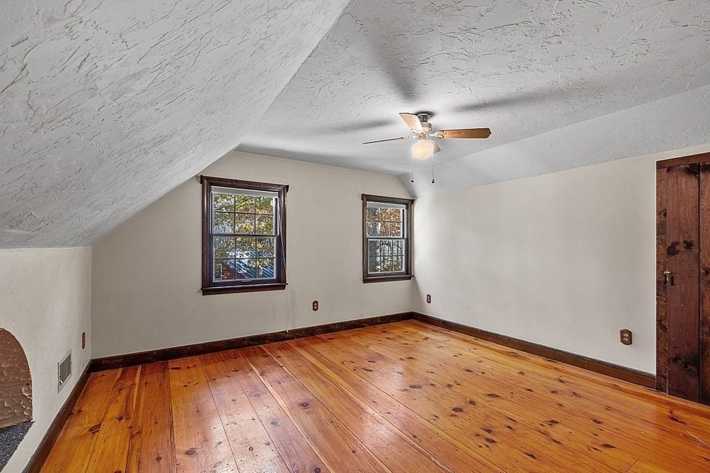 23 Brookfield Road North Brookfield, MA 01535 - Photo 28 of 38 Gallery Image 28