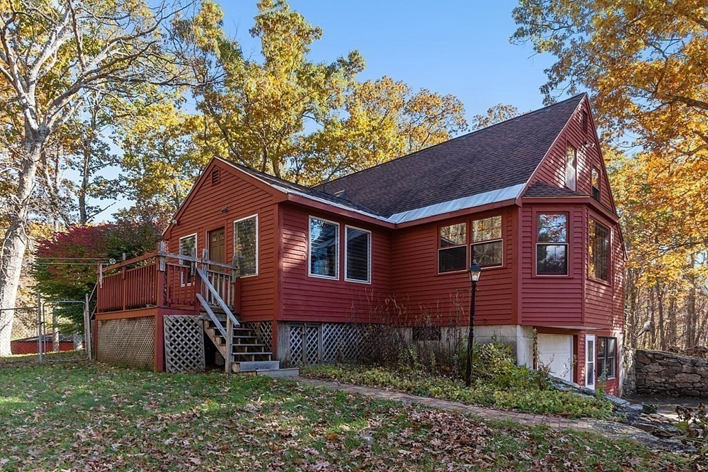 23 Brookfield Road North Brookfield, MA 01535 - Photo 3 of 38 Gallery Image 3