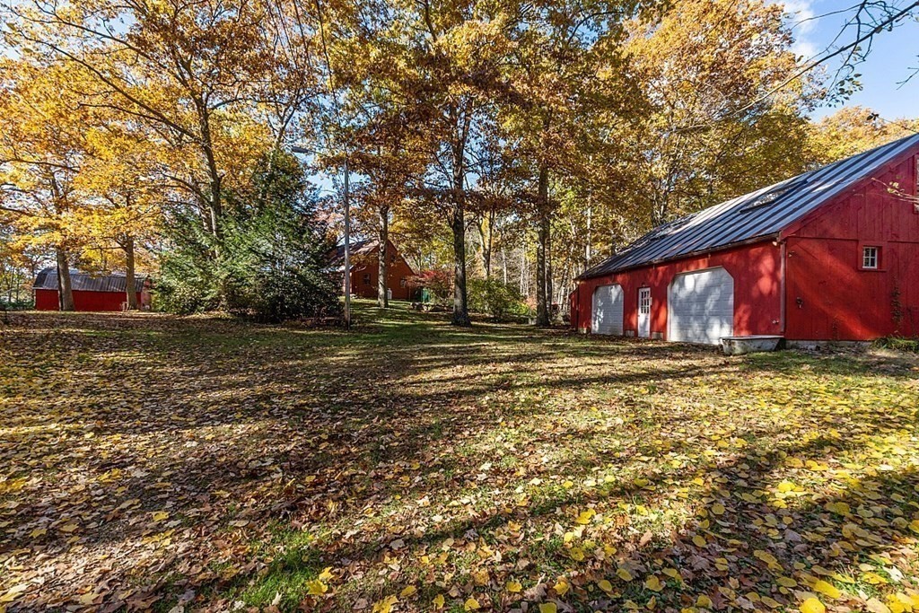 23 Brookfield Road North Brookfield, MA 01535 - Photo 9 of 38 Gallery Image 9