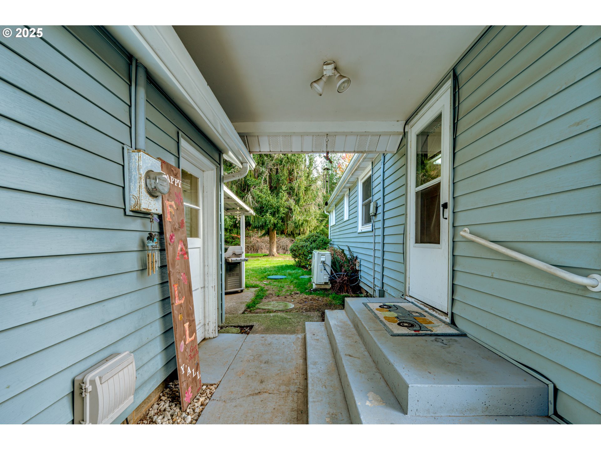 4608 Northeast 219th Street Ridgefield, WA 98642 - Photo 16 of 29