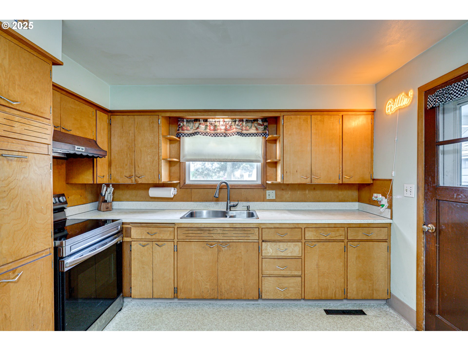 4608 Northeast 219th Street Ridgefield, WA 98642 - Photo 8 of 29