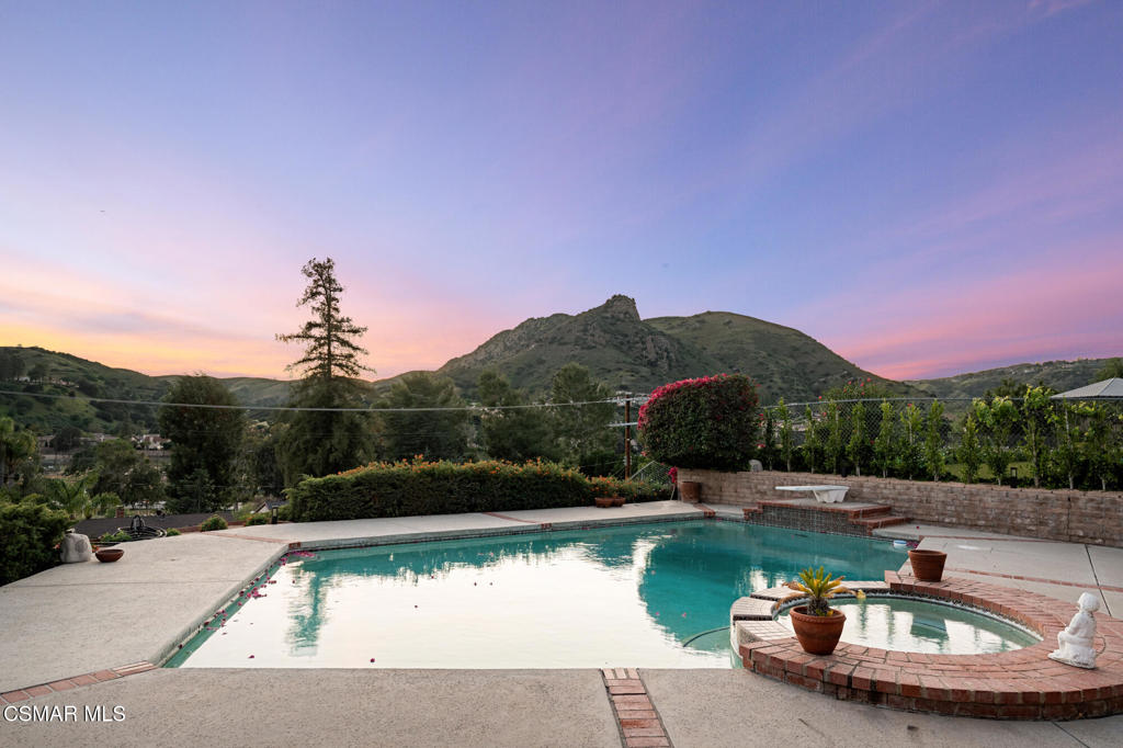 7031 Rivol Road West Hills, CA 91307 - Photo 8 of 32