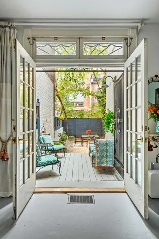 $6,650,000 | 321 West 77th Street | Upper West Side