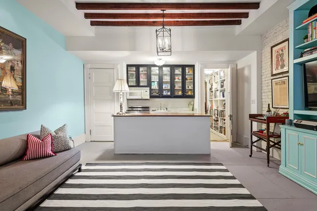 $6,650,000 | 321 West 77th Street | Upper West Side