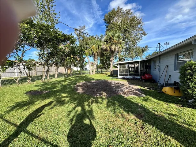 a view of house with outdoor space