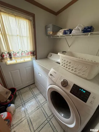 $39,900 | 3319 Ridgewood Avenue, Springfield, IL 62702