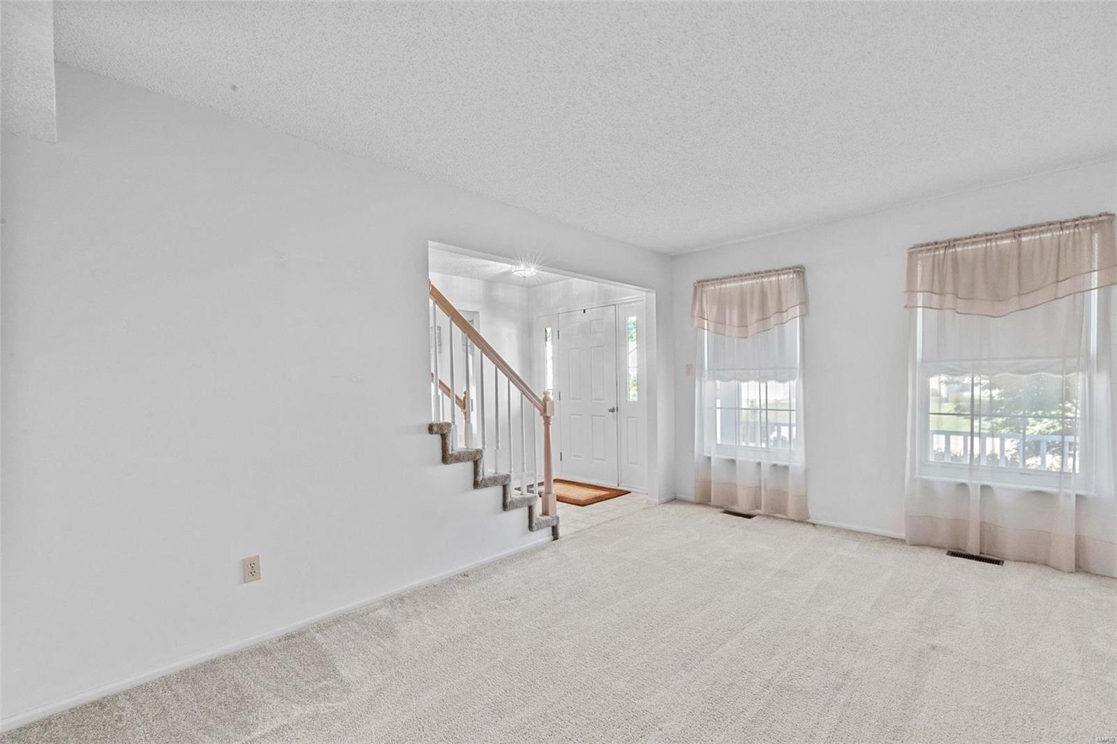 95 Maple Leaf St. Peters, MO 63376 - Photo 20 of 48