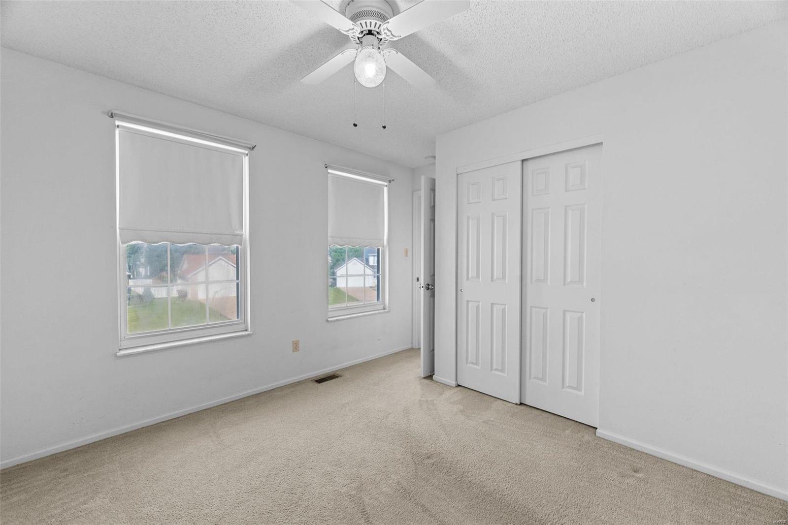 95 Maple Leaf St. Peters, MO 63376 - Photo 37 of 48