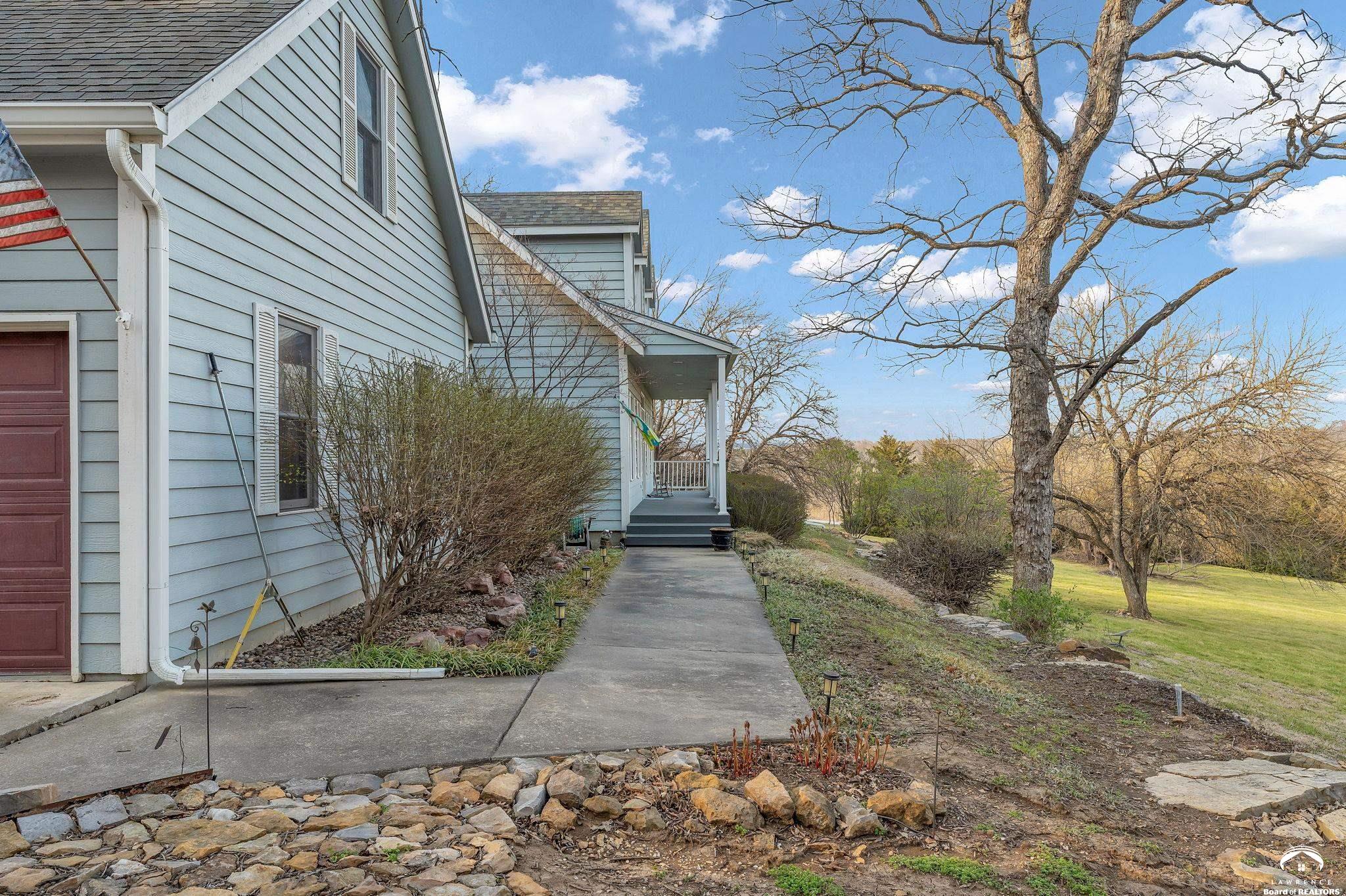 731 East 1100th Road Baldwin City, KS 66006 - Photo 4 of 66