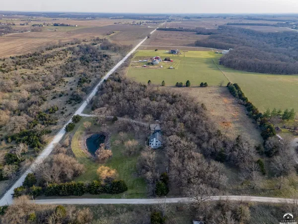 $679,900 | 731 East 1100th Road, Baldwin City, KS 66006