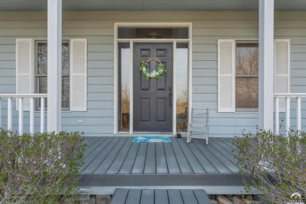 $679,900 | 731 East 1100th Road, Baldwin City, KS 66006