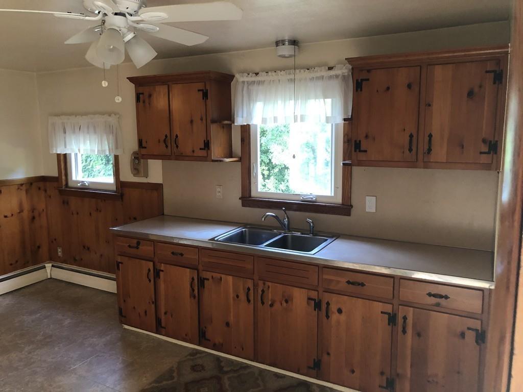 165 Navajo Road Springfield, MA 01109 - Photo 8 of 20