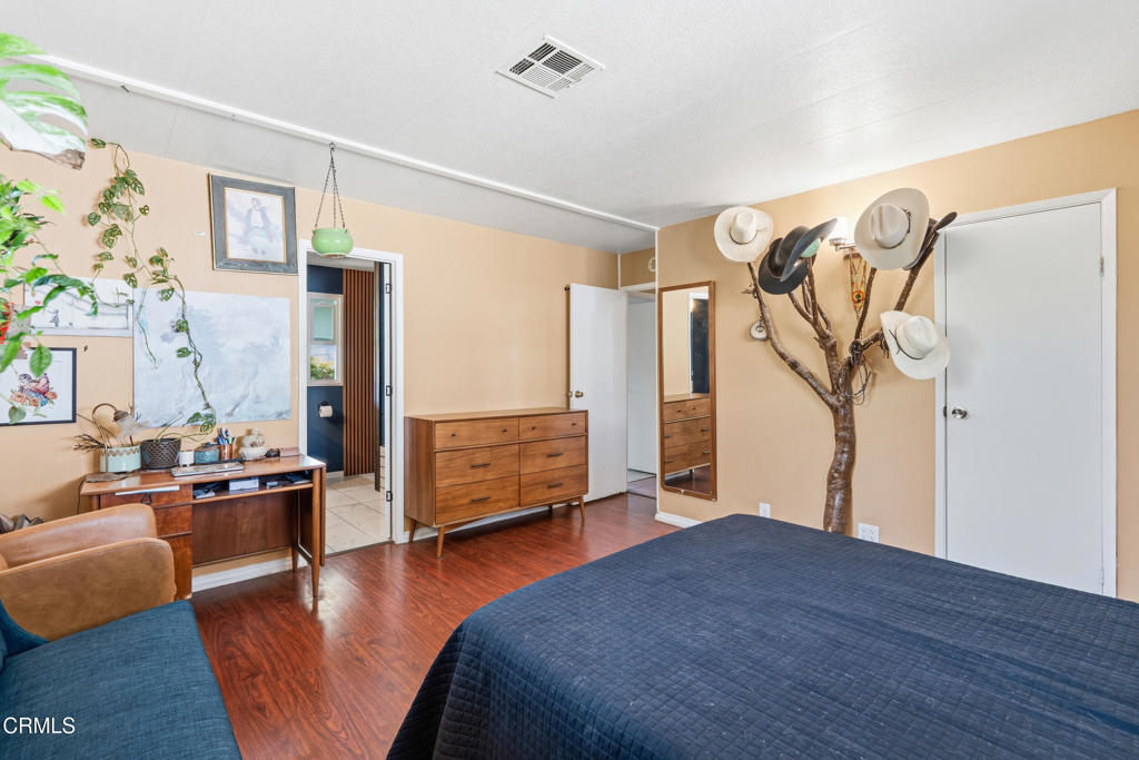 265 Beckwith Road, Unit SPC 41A Santa Paula, CA 93060 - Photo 12 of 25 14_265 beckwith-10