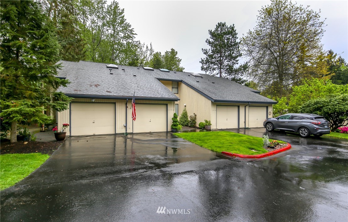11512 Southeast 175th Street, Unit 15 Renton, WA 98055 - Photo 30 of 37 Gallery Image 30